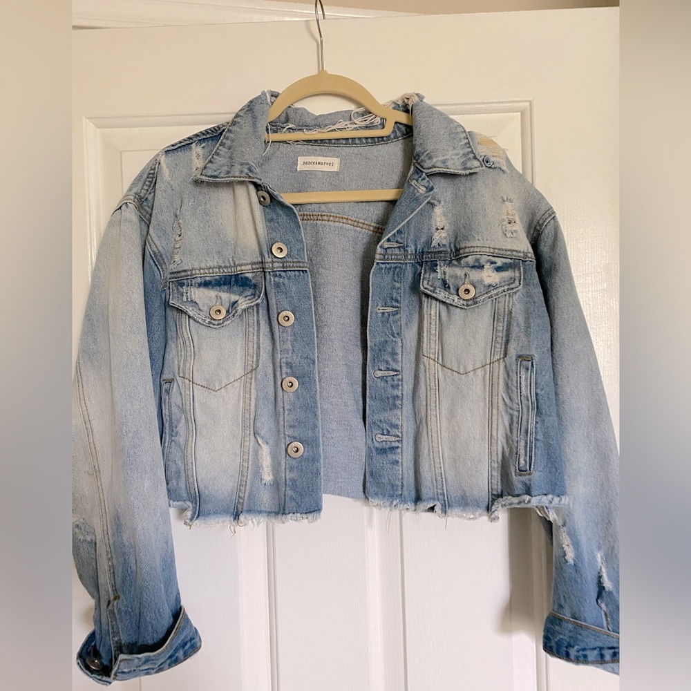 Cropped Jean Jacket - Picture 3 of 4